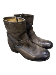 Pre-Loved Short Boots