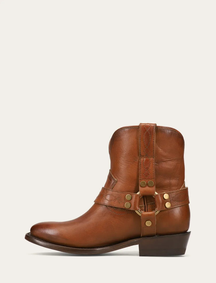 Saddle