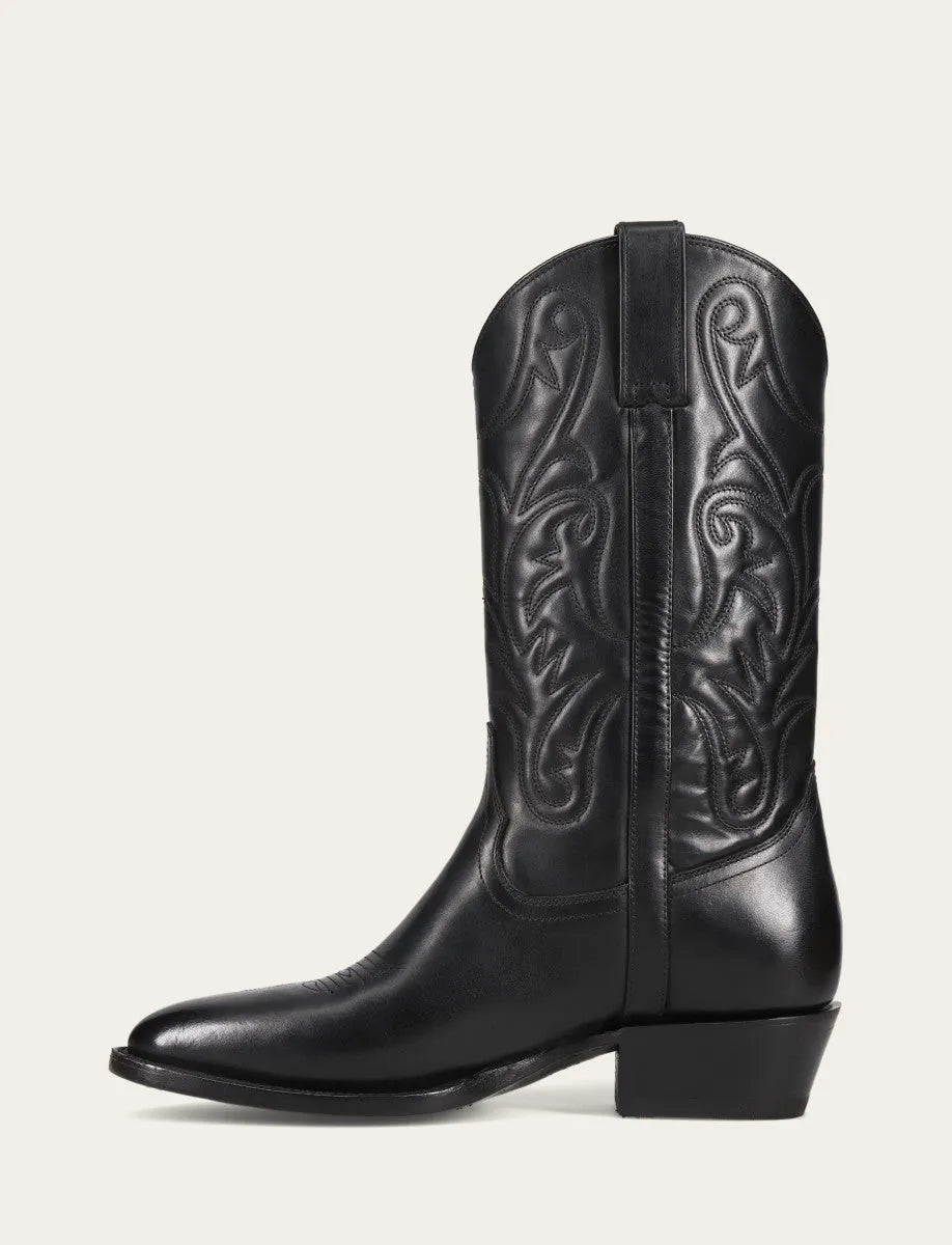 Saddle