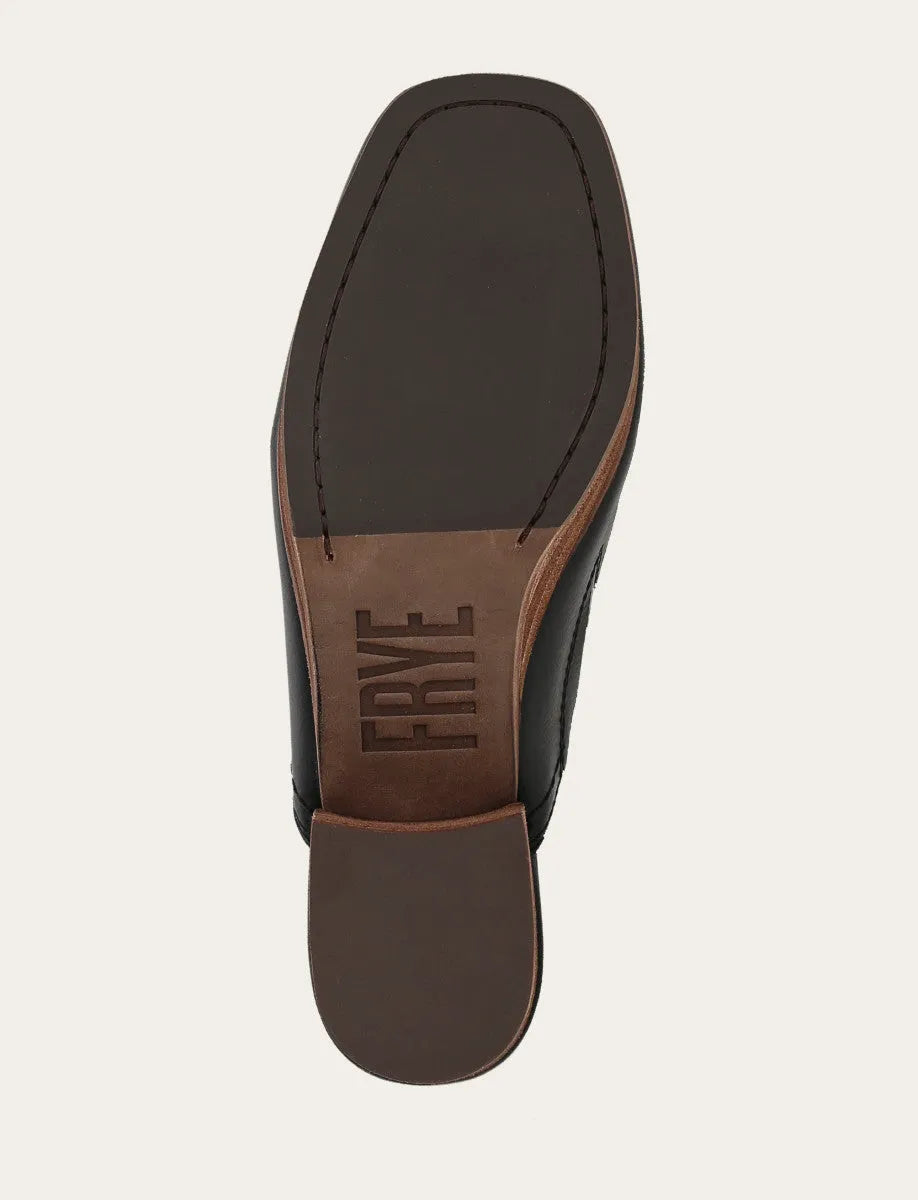 Saddle