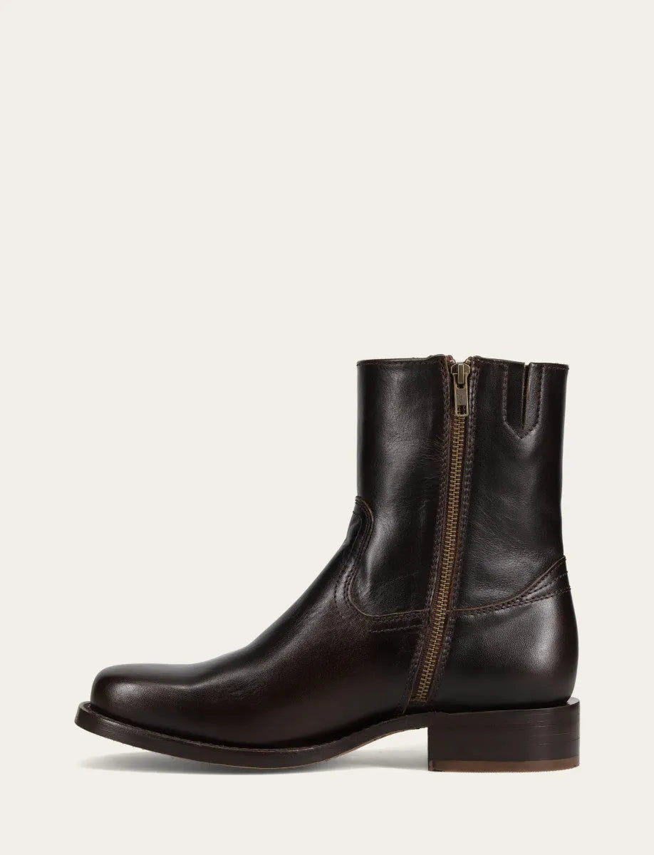 Saddle