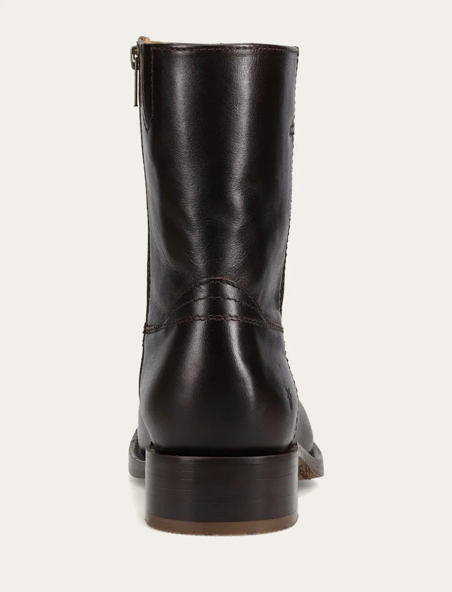Saddle