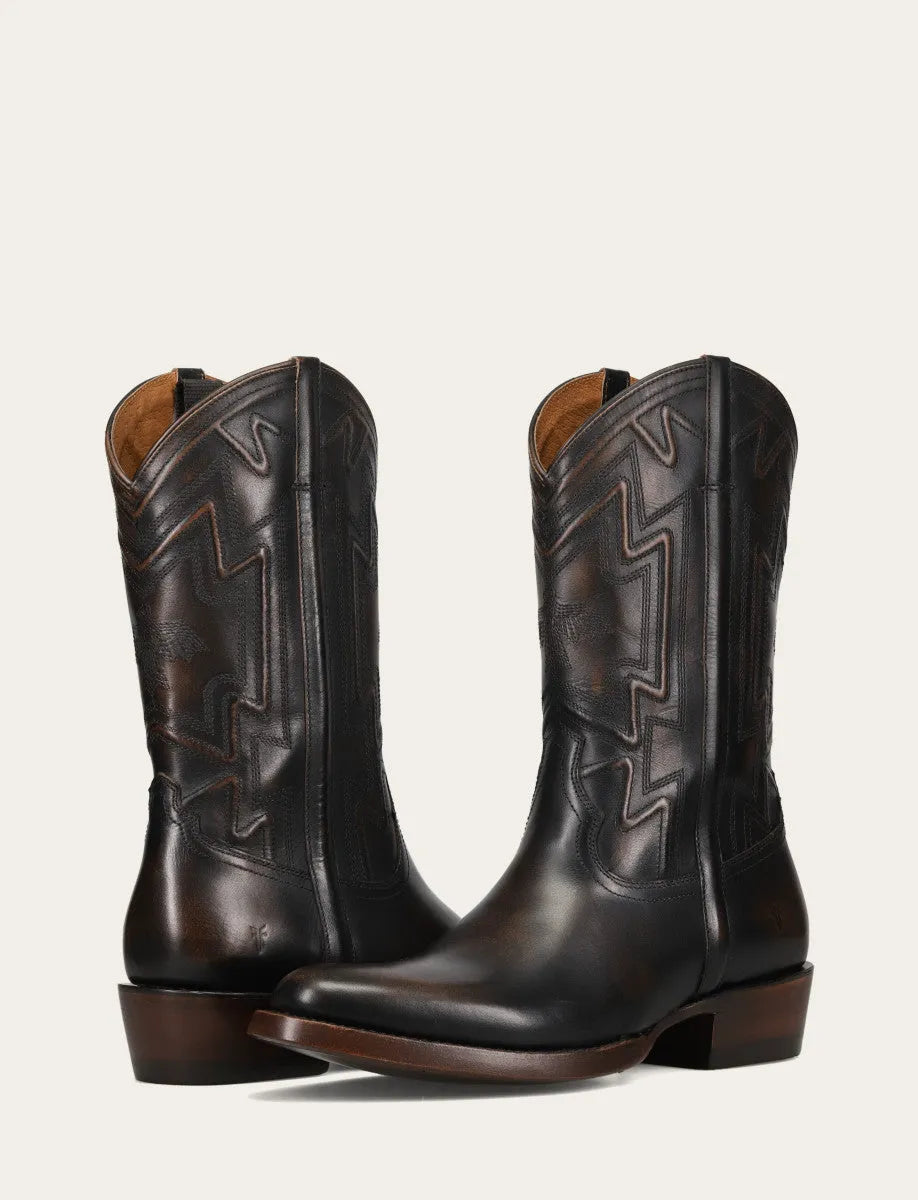 Saddle