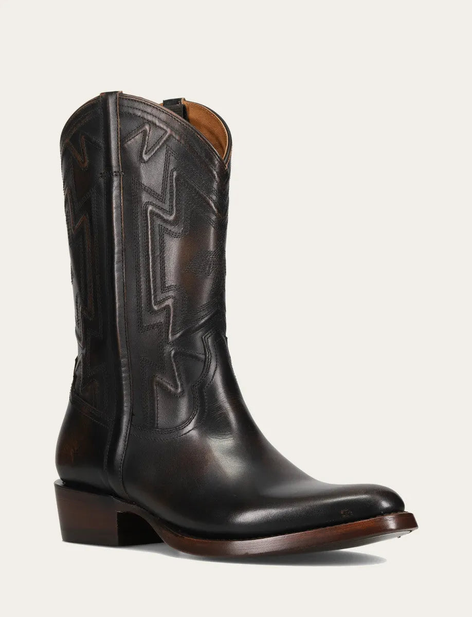 Saddle