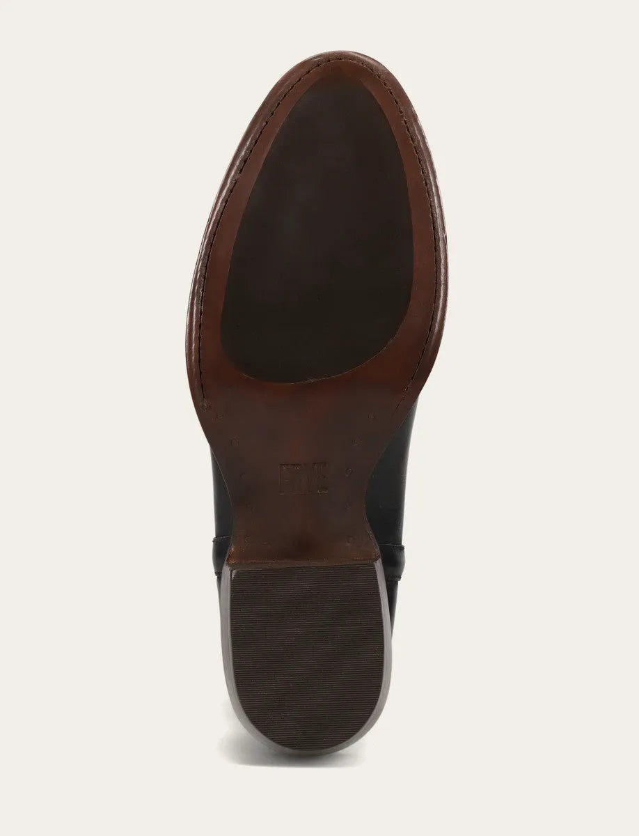 Saddle