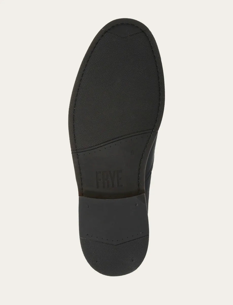 Saddle
