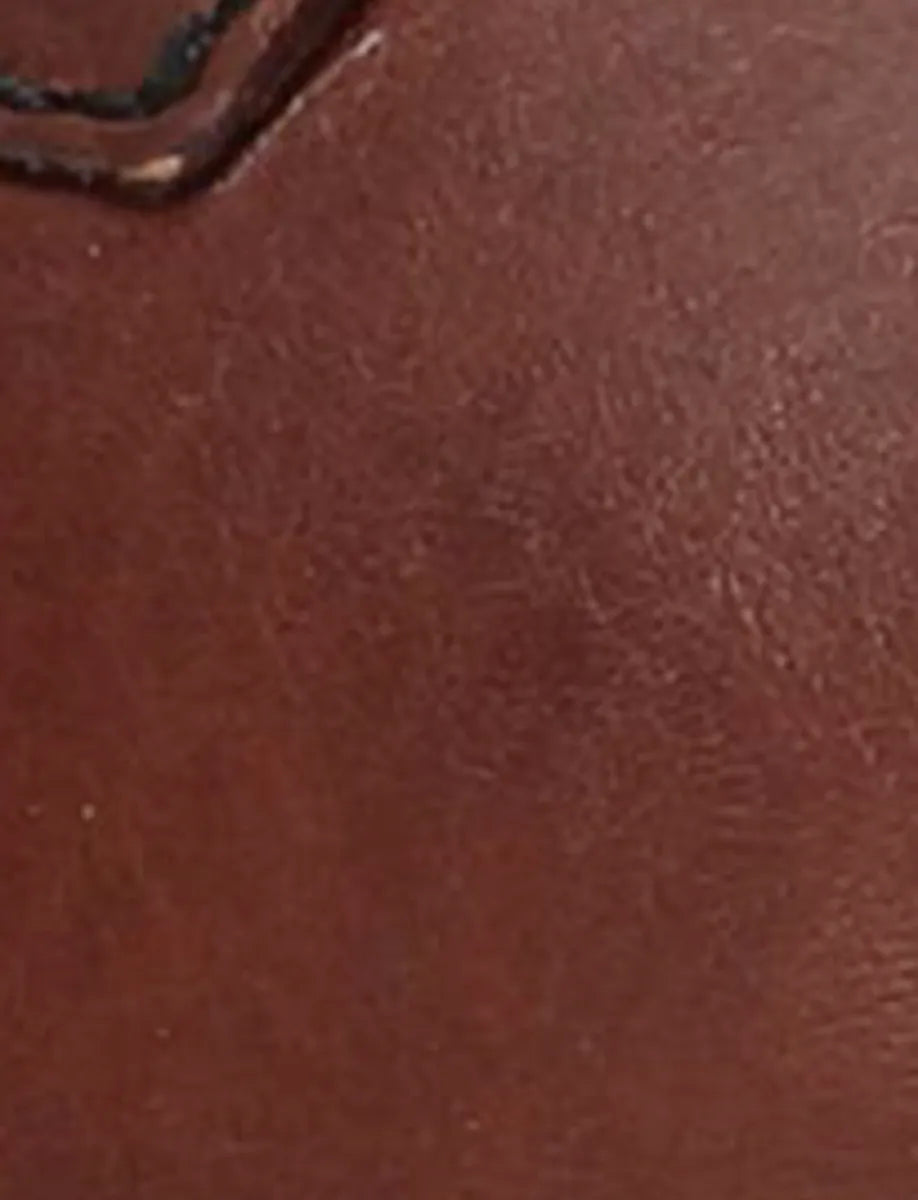 Saddle